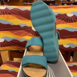 Dansko Women's Maddy Wedge Sandals- Red Milled Nubuck